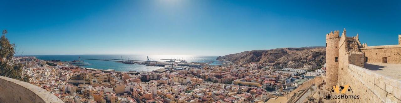Lyrioshomes Beach Roquetas De Mar , Piscina Y Parque Infantil ภายนอก รูปภาพ